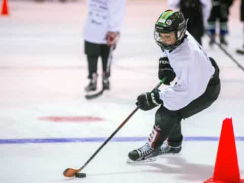 a hockey player in a uniform