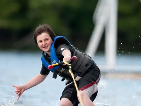 a man water skiing