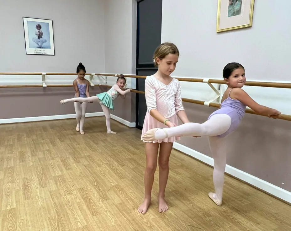 a group of girls in a room