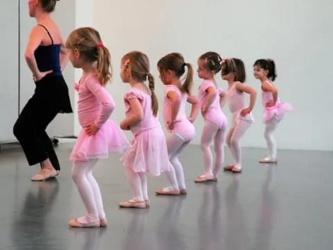 a group of girls in a line