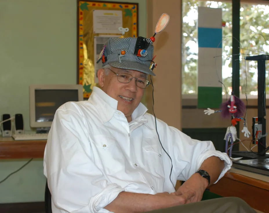 a man wearing a hat
