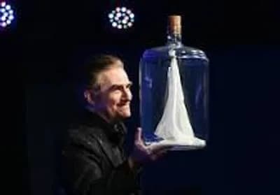 NYC's Family Friendly Magic Show - The Broadway Magic Hour